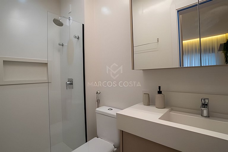 Apartamento alto padrão praia em Bombinhas (AL08)